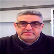 Insegnante propone lezioni di storia, con un metodo semplice ed efficace, tanti esempi ,ragionamenti pratici fatti in due.
 La lezione deve diventare un bella storia da ascoltare e capire, solo allora lo studente può capire la bellezza della SUA storia